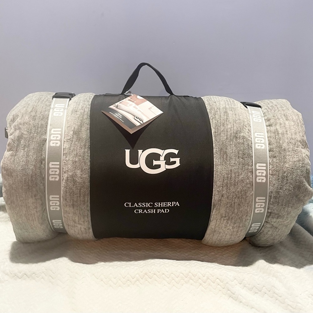 UGG Corey Sherpa Crash Pad Pillow